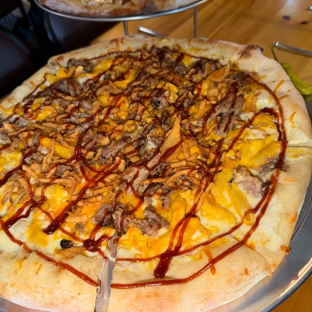 Mac Attack Pizza.