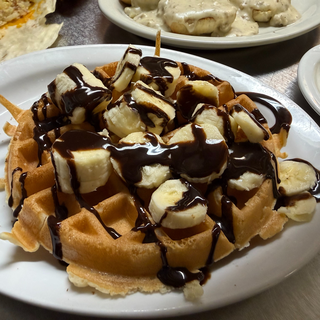 Bananas with Chocolate Waffle